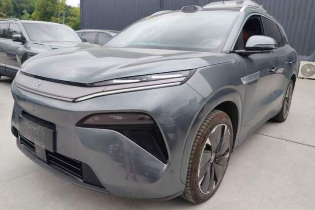 Used BYD Tang L 2025 DM 175KM Drone Player Edition