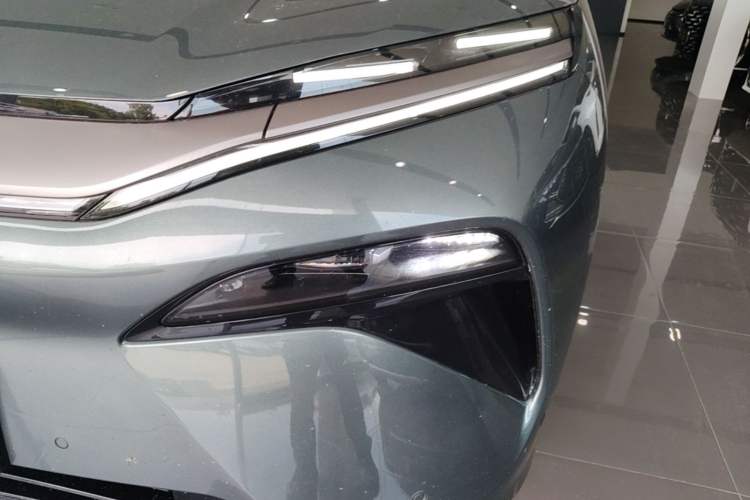 Used BYD Tang L 2025 DM 175KM Drone Player Edition Left Front Headlight