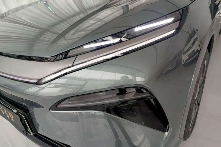 Used BYD Tang L 2025 DM 175KM Drone Player Edition Left Front Headlight