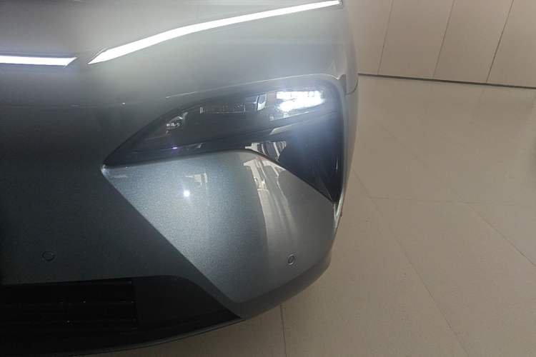 Used BYD Tang L 2025 DM 175KM Drone Player Edition Left Front Headlight