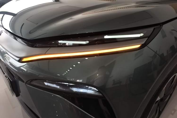 Used BYD Tang L 2025 DM 175KM Drone Player Edition Left Front Headlight