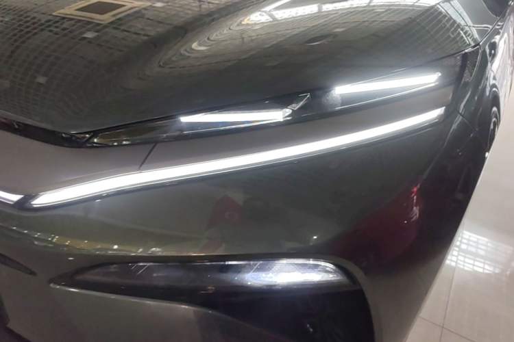 Used BYD Tang L 2025 DM 175KM Drone Player Edition Left Front Headlight