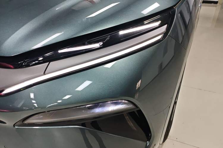 Used BYD Tang L 2025 DM 175KM Drone Player Edition Left Front Headlight
