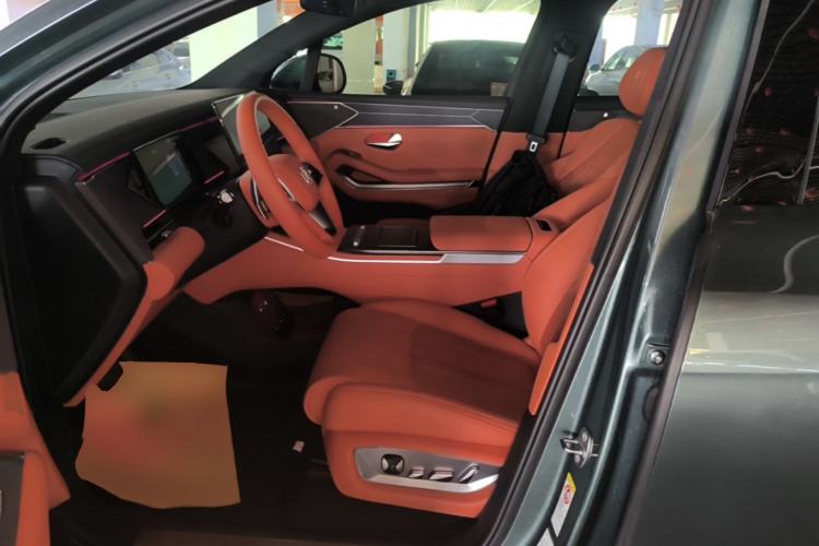 Used BYD Tang L 2025 DM 175KM Drone Player Edition Left Front Seat