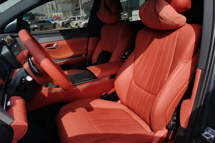Used BYD Tang L 2025 DM 175KM Drone Player Edition Left Front Seat
