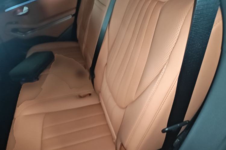 Used BYD Tang L 2025 DM 175KM Drone Player Edition Left Rear Seat