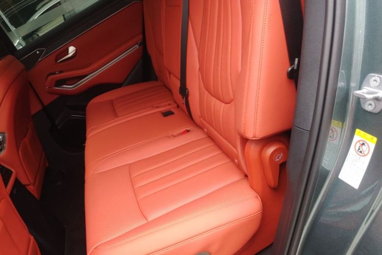 Used BYD Tang L 2025 DM 175KM Drone Player Edition Left Rear Seat