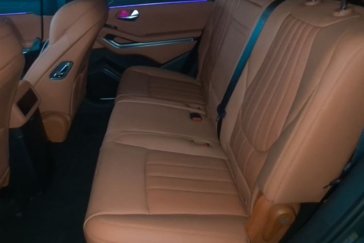 Used BYD Tang L 2025 DM 175KM Drone Player Edition Left Rear Seat