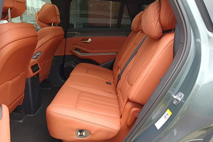 Used BYD Tang L 2025 EV 600KM All-Wheel-Drive LiDAR Flagship Model Left Rear Seat