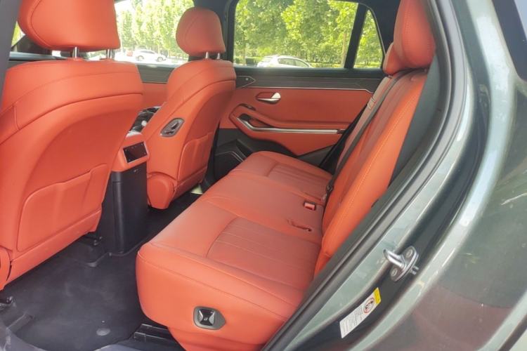 Used BYD Tang L 2025 DM 175KM Drone Player Edition Left Rear Seat