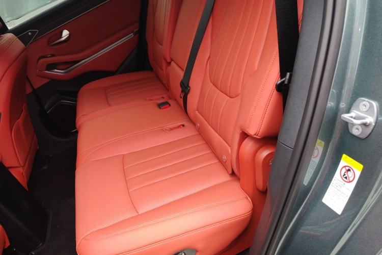 Used BYD Tang L 2025 DM 175KM Drone Player Edition Left Rear Seat