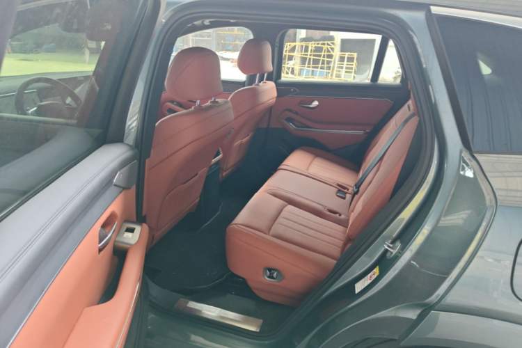 Used BYD Tang L 2025 DM 175KM Drone Player Edition Left Rear Seat