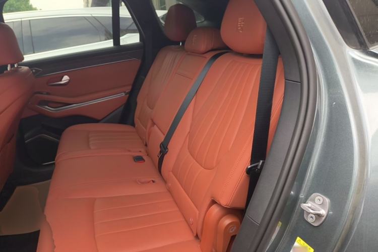 Used BYD Tang L 2025 DM 175KM Drone Player Edition Left Rear Seat