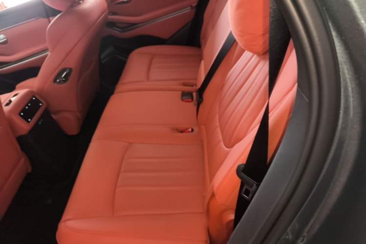 Used BYD Tang L 2025 DM 175KM Drone Player Edition Left Rear Seat