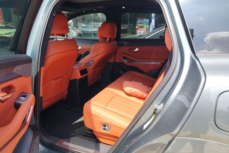 Used BYD Tang L 2025 DM 175KM Drone Player Edition Left Rear Seat