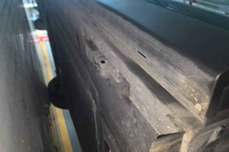 Used BYD Tang L 2025 DM 175KM Drone Player Edition Left Side Sill