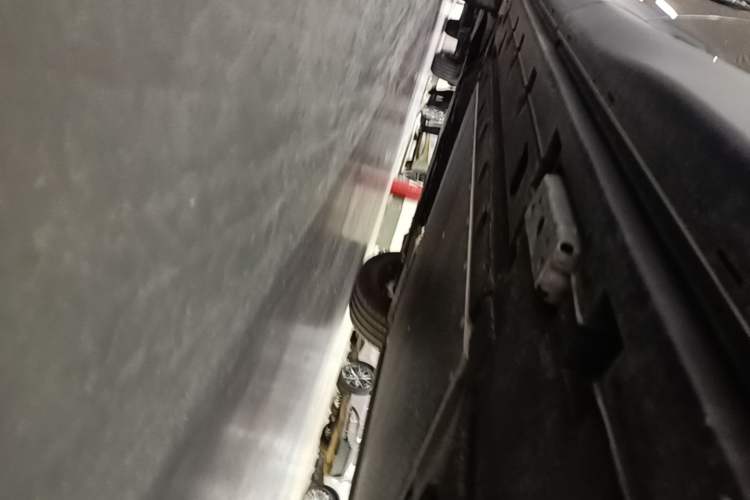 Used BYD Tang L 2025 DM 175KM Drone Player Edition Left Side Sill
