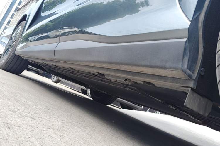 Used BYD Tang L 2025 DM 175KM Drone Player Edition Left Side Sill