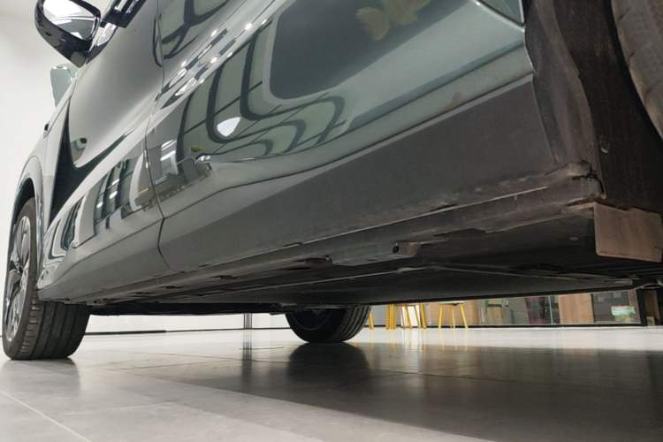 Used BYD Tang L 2025 DM 175KM Drone Player Edition Left Side Sill