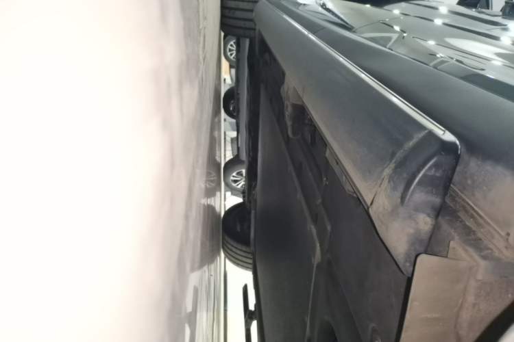 Used BYD Tang L 2025 DM 175KM Drone Player Edition Left Side Sill
