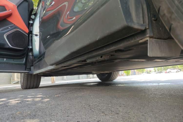 Used BYD Tang L 2025 DM 175KM Drone Player Edition Left Side Sill