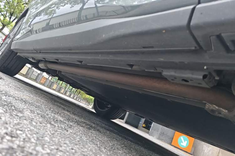 Used BYD Tang L 2025 DM 175KM Drone Player Edition Left Side Sill