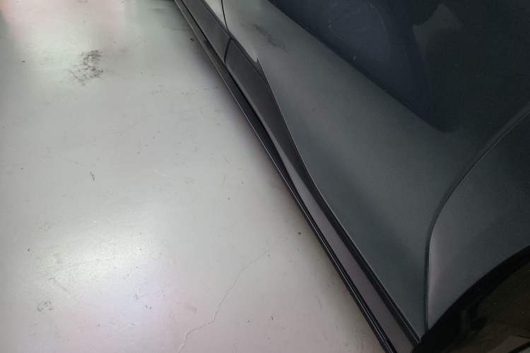 Used BYD Tang L 2025 DM 215KM LiDAR Flagship Model Left Side Sill