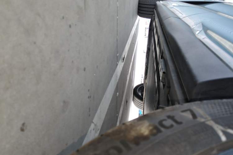 Used BYD Tang L 2025 DM 175KM Drone Player Edition Left Side Sill