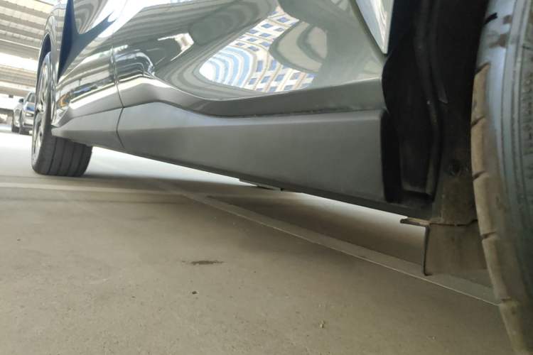 Used BYD Tang L 2025 DM 175KM Drone Player Edition Left Side Sill