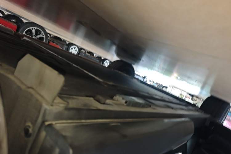 Used BYD Tang L 2025 DM 175KM Drone Player Edition Left Side Sill
