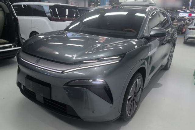 Used BYD Tang L 2025 DM 175KM Drone Player Edition