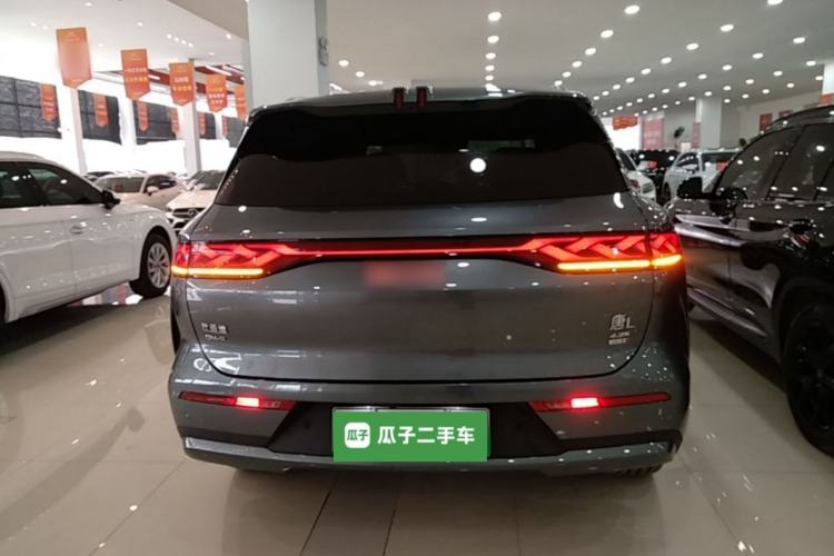 Used BYD Tang L 2025 DM 200KM Four-Wheel Drive LiDAR Flagship Model Rear