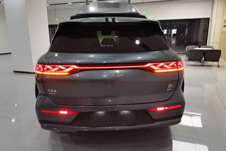 Used BYD Tang L 2025 DM 175KM Drone Player Edition Rear