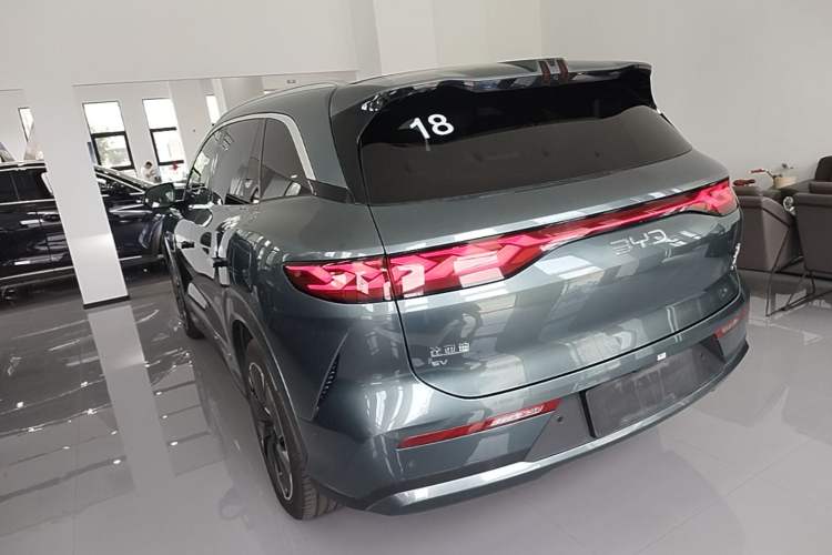 Used BYD Tang L 2025 EV 600KM All-Wheel-Drive LiDAR Flagship Model Rear Left 45 Deg