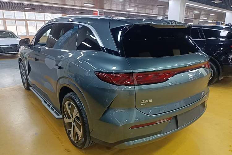Used BYD Tang L 2025 EV 670KM LiDAR Flagship Version Rear Left 45 Deg
