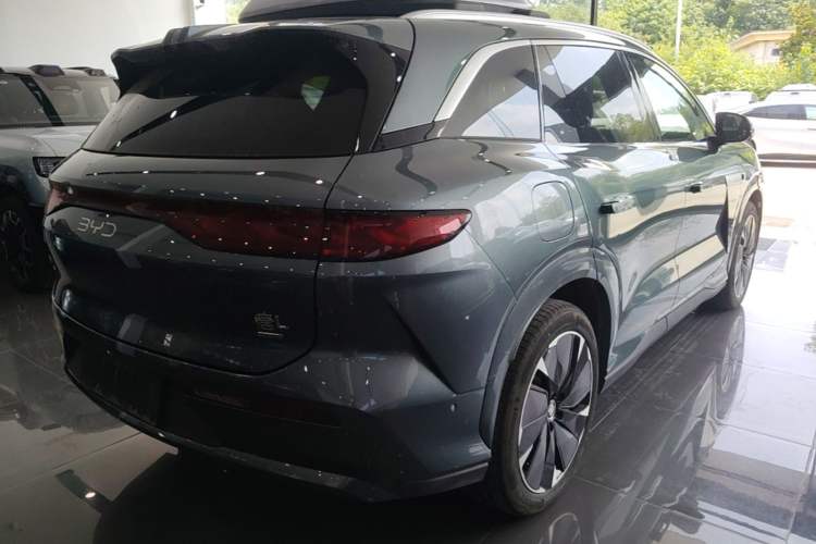 Used BYD Tang L 2025 DM 175KM Drone Player Edition Rear Right 45 Deg
