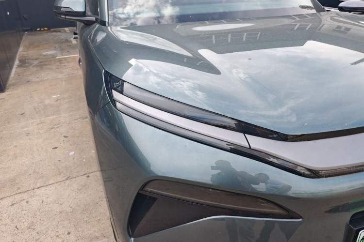 Used BYD Tang L 2025 DM 175KM Drone Player Edition Right Front Headlight