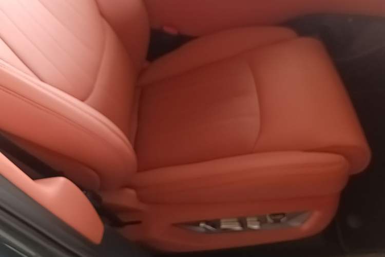 Used BYD Tang L 2025 DM 175KM Drone Player Edition Right Front Seat