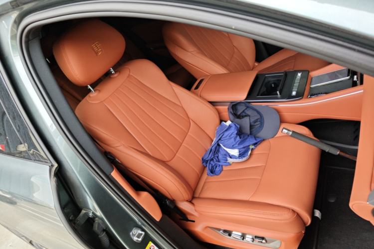 Used BYD Tang L 2025 DM 175KM Drone Player Edition Right Front Seat