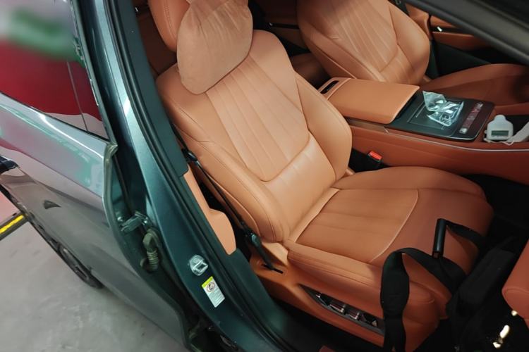 Used BYD Tang L 2025 DM 175KM Drone Player Edition Right Front Seat