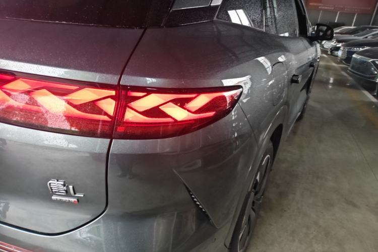 Used BYD Tang L 2025 DM 175KM Drone Player Edition Right Rear Taillight