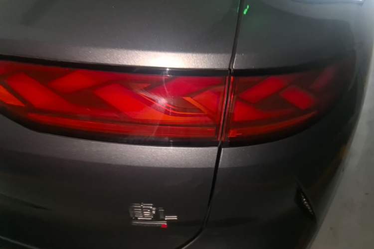 Used BYD Tang L 2025 DM 175KM Drone Player Edition Right Rear Taillight