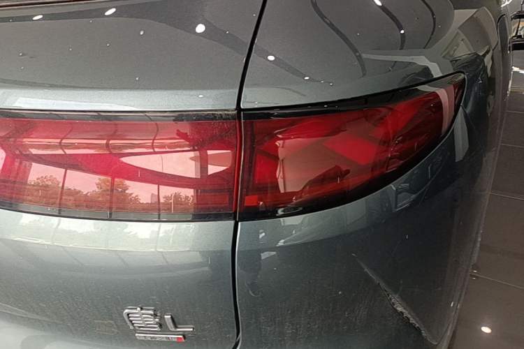 Used BYD Tang L 2025 DM 175KM Drone Player Edition Right Rear Taillight
