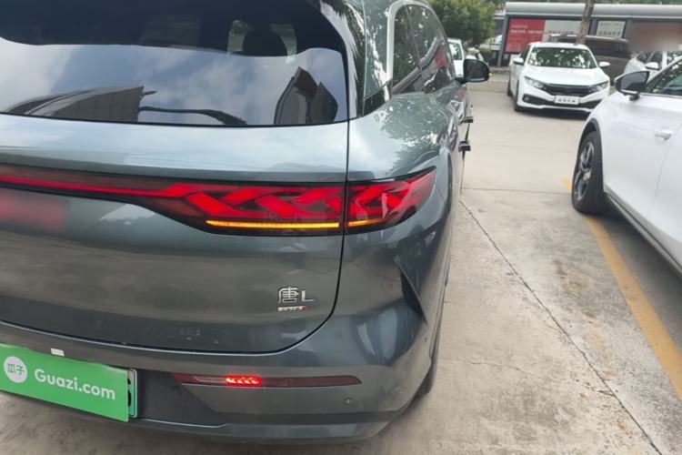 Used BYD Tang L 2025 DM 175KM Drone Player Edition Right Rear Taillight