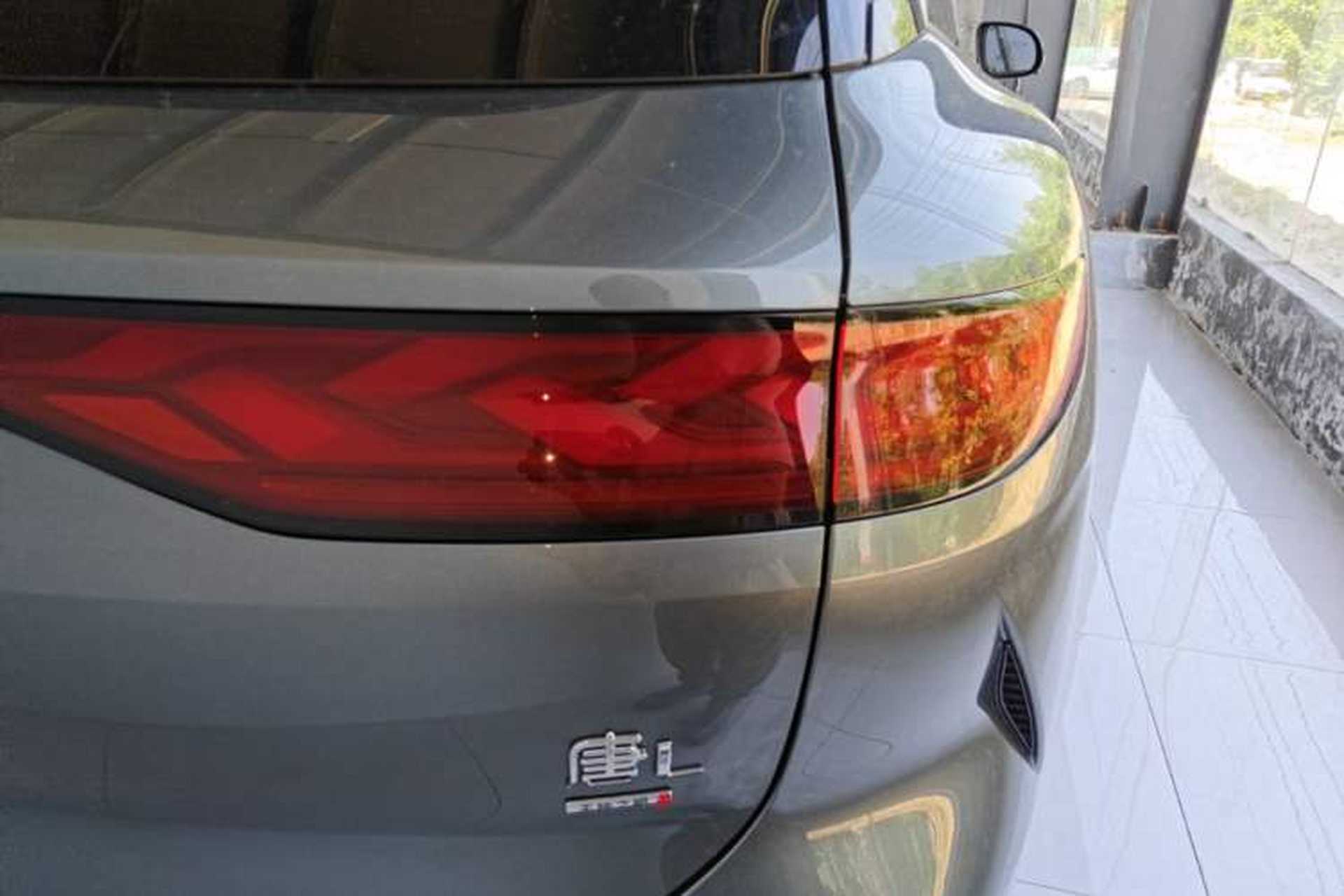 Used BYD Tang L 2025 DM 175KM Drone Player Edition Right Rear Taillight