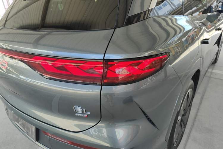Used BYD Tang L 2025 DM 175KM Drone Player Edition Right Rear Taillight