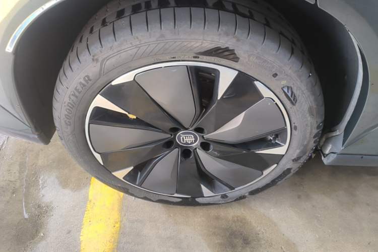 Used BYD Tang L 2025 DM 175KM Drone Player Edition Right Rear Wheel Hub