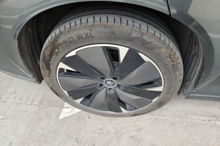 Used BYD Tang L 2025 DM 175KM Drone Player Edition Right Rear Wheel Hub