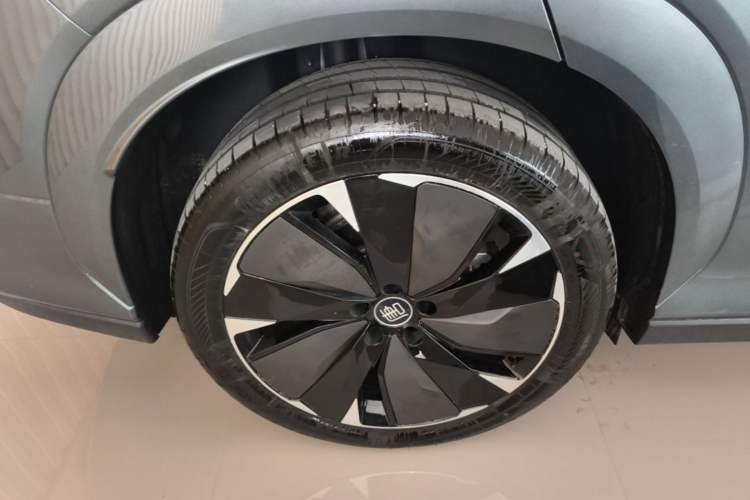 Used BYD Tang L 2025 DM 175KM Drone Player Edition Right Rear Wheel Hub