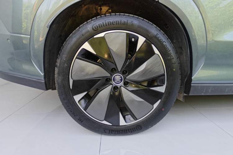 Used BYD Tang L 2025 DM 175KM Drone Player Edition Right Rear Wheel Hub